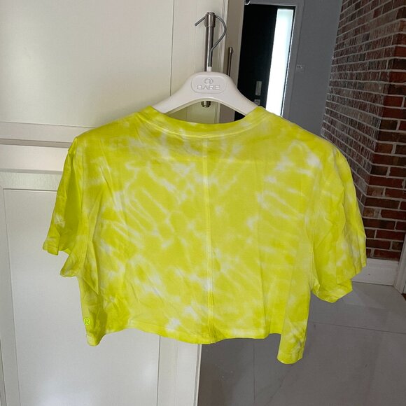 Lululemon Crop Cates Tee Women, New, no tag, SZ 8 - Picture 4 of 8